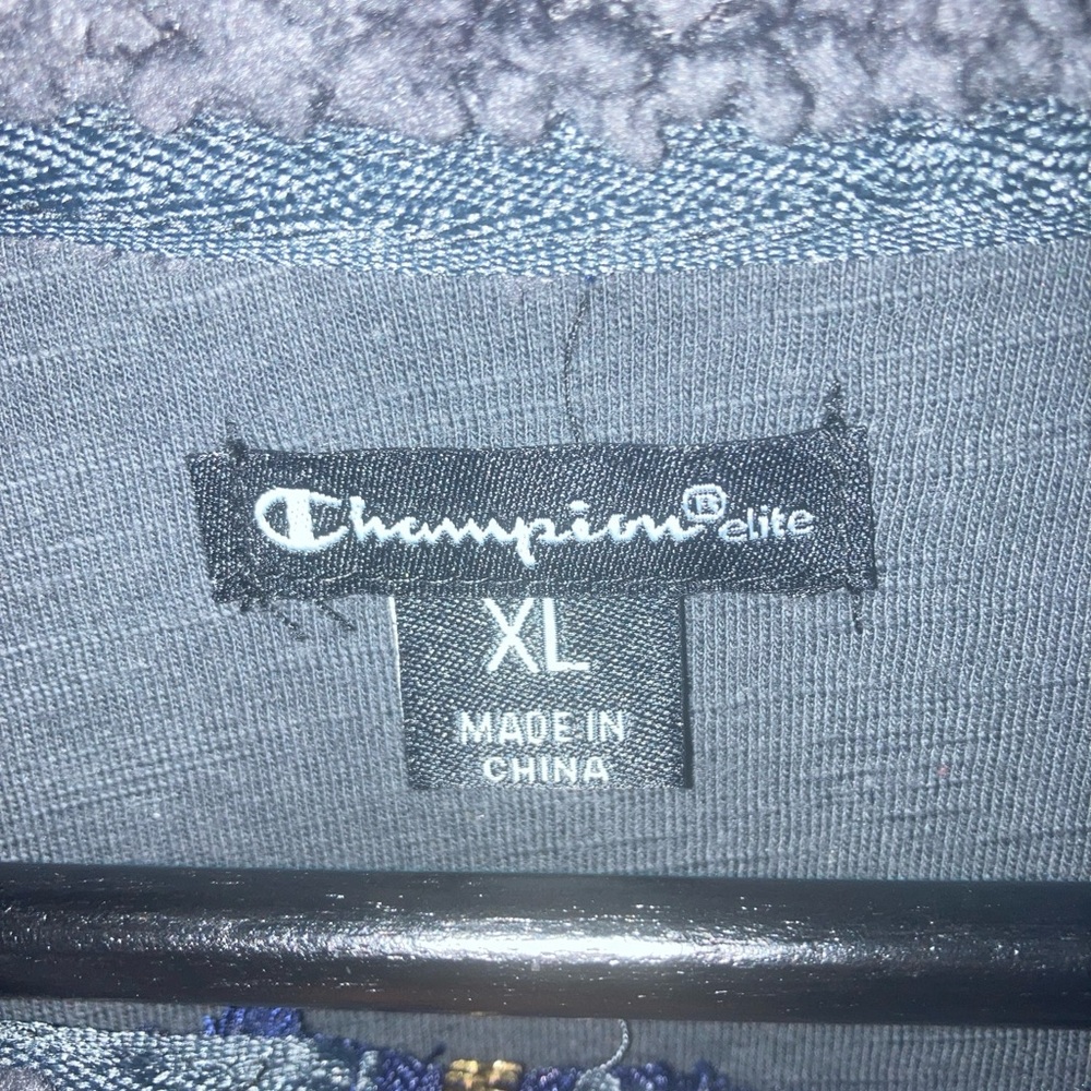 AUBURN UNIVERSITY 1/4 ZIP SWEATSHIRT xl - Picture 3 of 6
